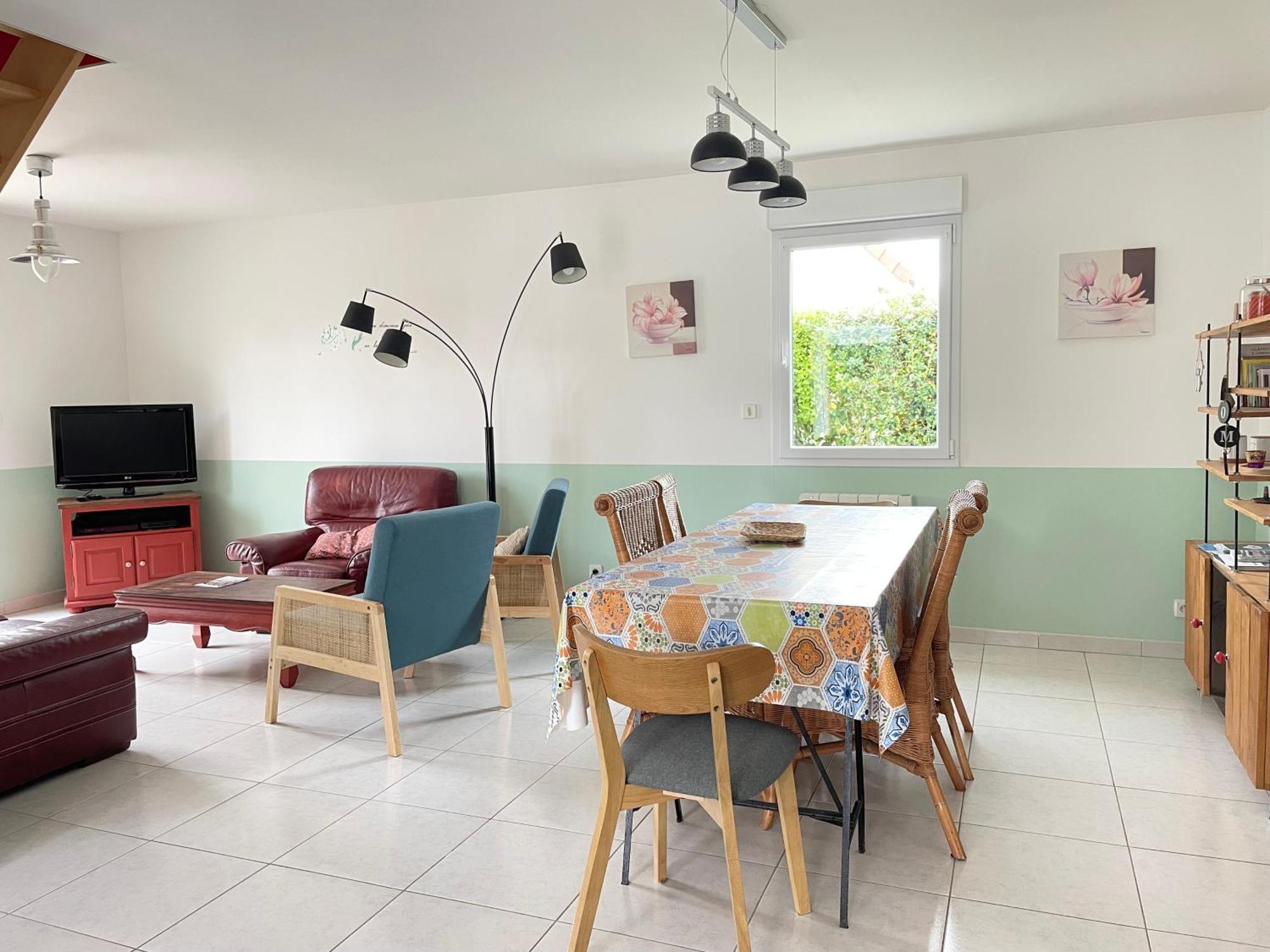 Sweet Omaha Belle Maison Recente Lumineuse Et Cosy Bien Equipee Jardin Clos 15 Mn A Pied Plage Omaha Beach Et Proche De Bayeux & Port En Bessin サン・ローラン・シュル・メール エクステリア 写真